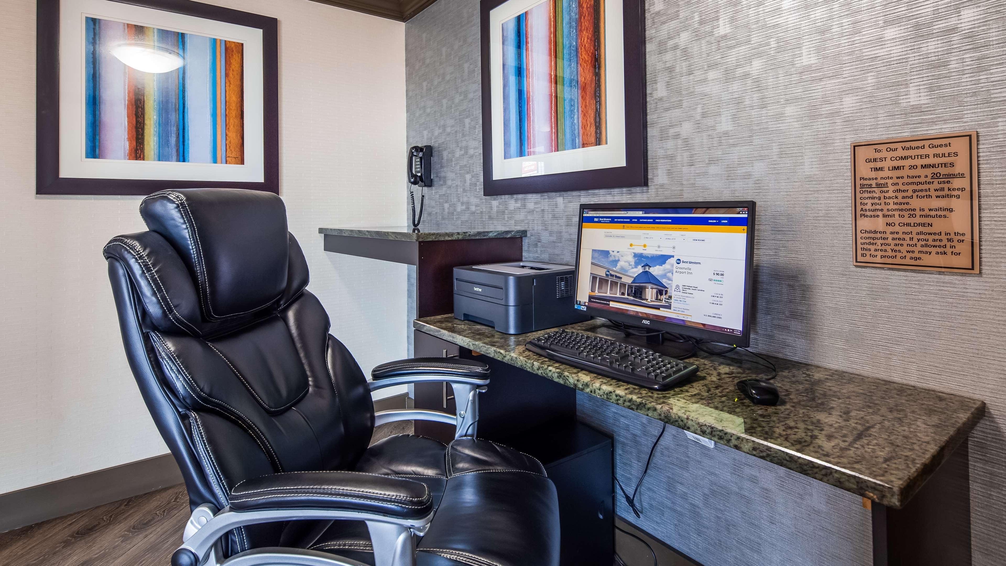 Best Western Greenville Airport Bagian luar foto