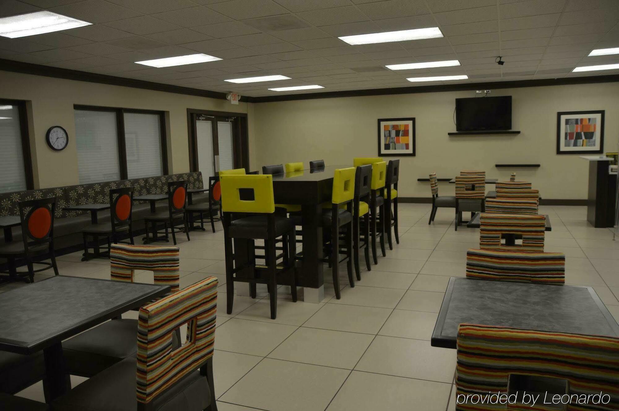 Best Western Greenville Airport Bagian luar foto